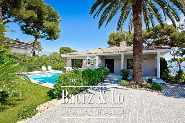 photo 1 Stunning contemporary style property with sea view