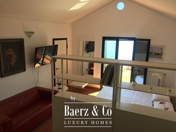 photo 17 Villa for sale 405 m²