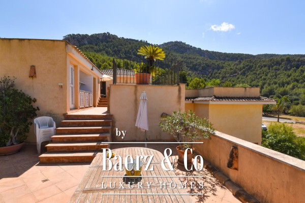 photo 14 Mansion with several Apartments and Pools