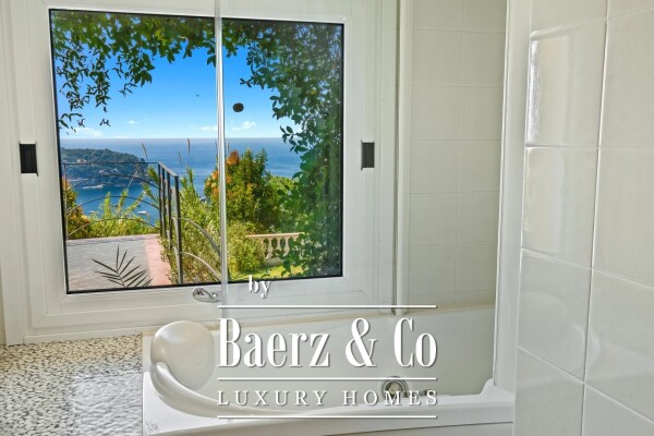 photo 13 Beautiful villa with panoramic sea view over the bay of Saint Jean Cap Ferrat