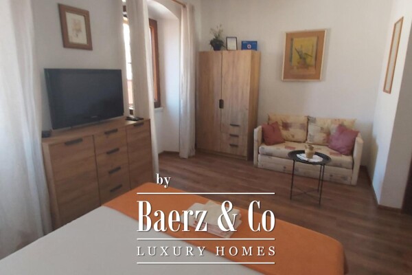 photo 26 The island of Brač, a stone house with a restaurant in a prime location