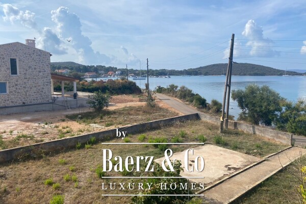 photo 16 Zadar, Ugljan/Muline, family house 256 m² by the sea on a plot of 1,600 m²