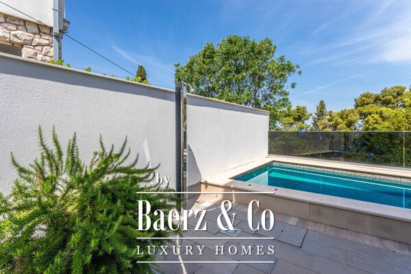 photo 29 Brac, elegant villa with sea view