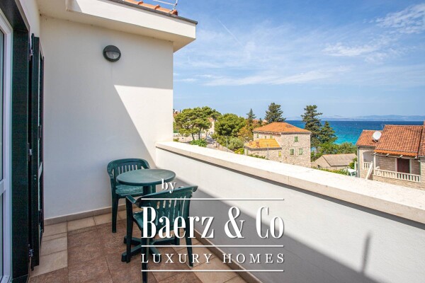 photo 14 Brac, beautiful villa with a large garden 20 m from the sea