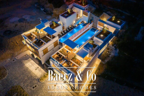 photo 2 Luxury villa with a breathtaking view near Omiš