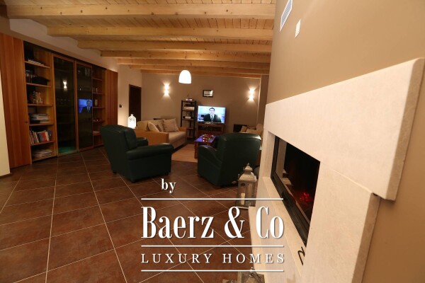 photo 8 Istria, Savičenta, Juršići, modern villa 400 m2 on a large plot of 1986 m2