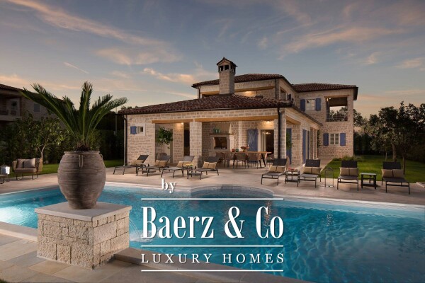 photo 1 Istria, Kanfanar, stone villa with swimming pool and sports fields