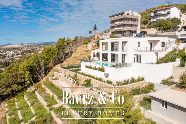 photo 2 Split - Žrnovnica, modern villa with pool and panoramic view