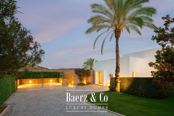 photo 8 Villa - Estepona West - Casares - Ref: 8334