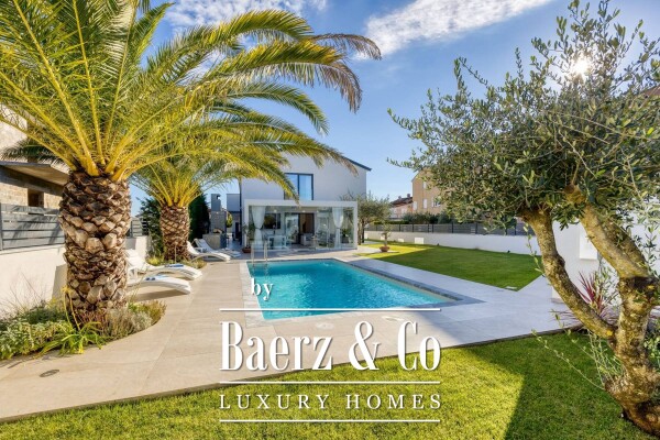 photo 44 Rovinj, an impressive family villa with a pool located in a quiet location