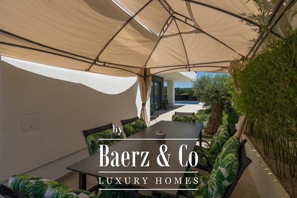 photo 7 Medulin, Istria: Luxury Modern Villa, 200m² NKP, Near Sea and Beaches