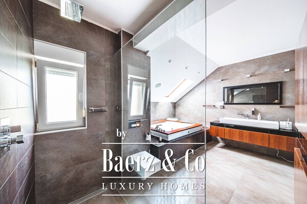 photo 14 Zagreb, Šestine, luxury villa with a spacious garden and swimming pool