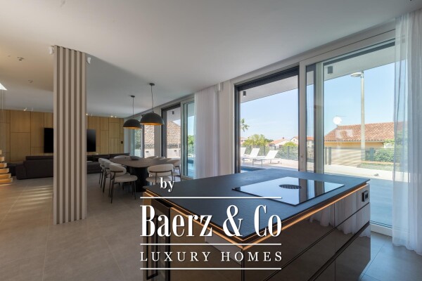 photo 1 Istra, Rovinjsko selo, modern new built house 222m2 with swimming pool