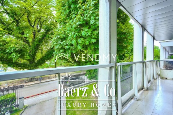 photo 1 Bright Pied-à-terre on Avenue Foch