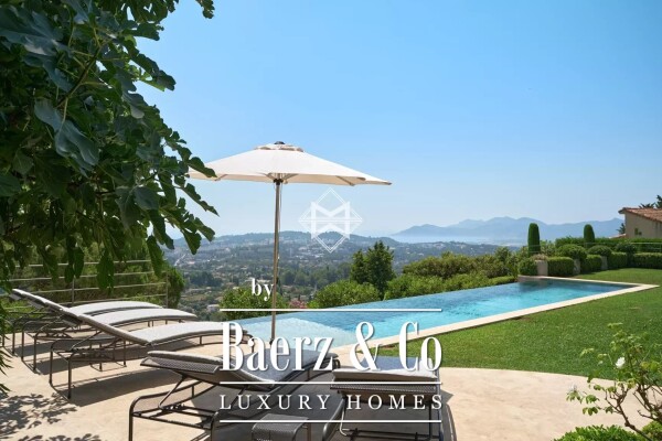 photo 3 Modern Mas with panoramic view - Within walking distance from the village