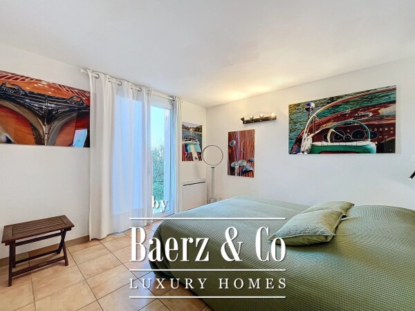 photo 7 Charming villa (2 lots) with breathtaking view