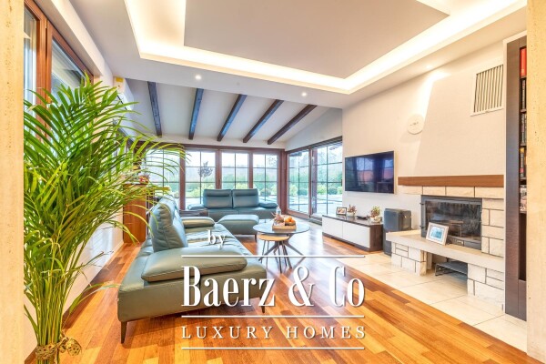 photo 1 Samobor, Perivoj, luxury family house 400 m2 on a plot of 1,680 m2 with swimming pool