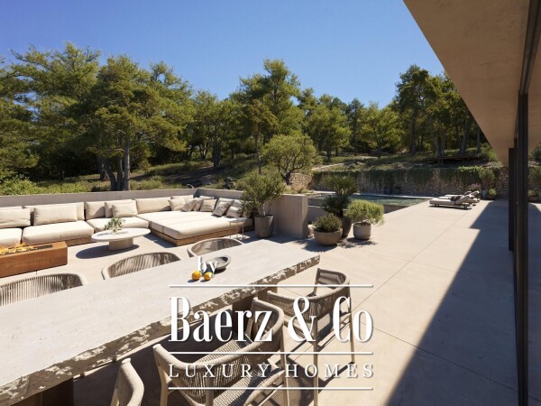 photo 4 Stunning Newly Built Villa in Gated Community