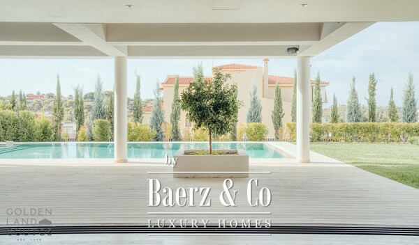 photo 2 Contemporary Villa in Voula