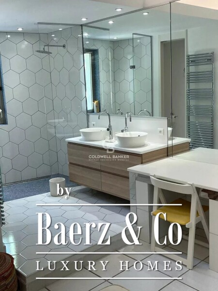 photo 9 Gorgeous villa with panoramic view in a gated domaine