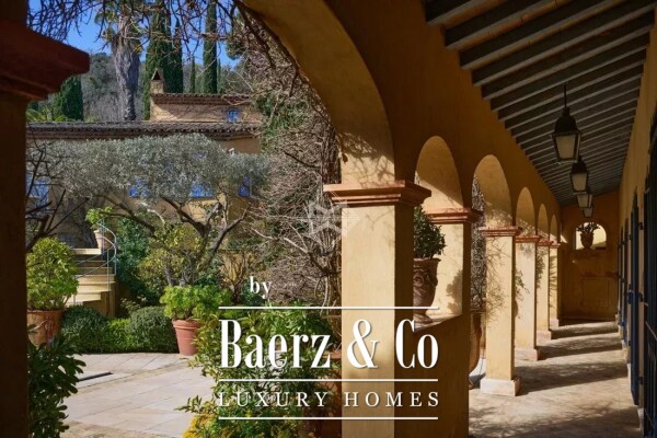 photo 19 Exceptional Property in Ramatuelle – Elegance, Charm & Art of Living