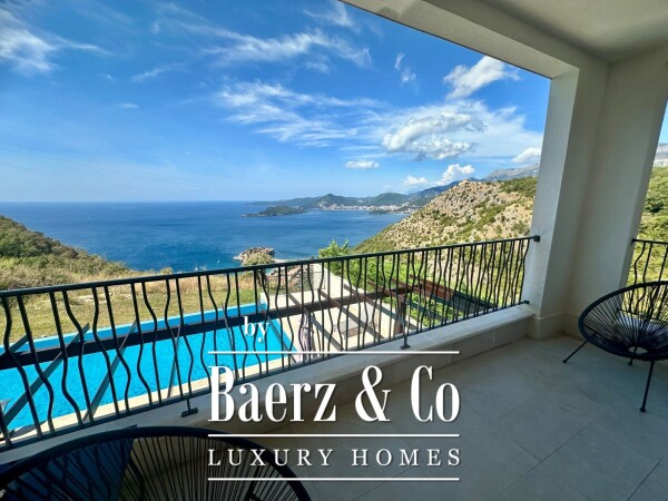 photo 8 Three Bedroom Apartment with a Seaview in Sveti Stefan