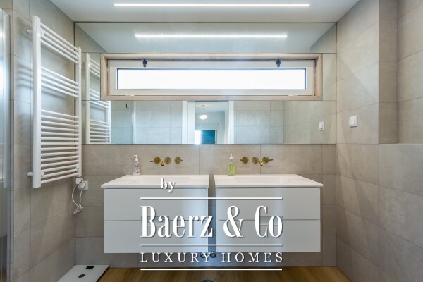 photo 30 5-Bedroom Penthouse in Estoril - Sea View