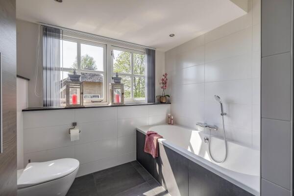 photo 45 Lopikerweg 1 b