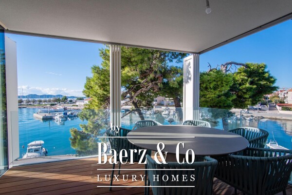 photo 1 Zadar, Modern Villa by the Sea at an Exclusive Location in Zadar