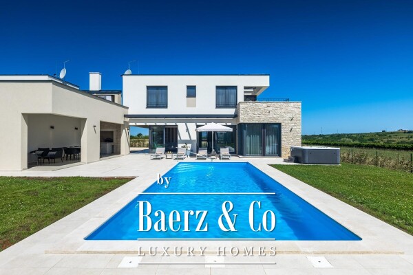 photo 1 Istria, Brtonigla, modern villa with swimming pool and jacuzzi