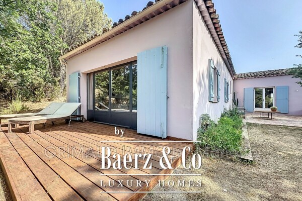 photo 22 beautiful property with open view, swimming pool and 2 indiv