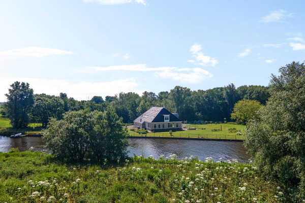 photo 2 Oudeschouw 8