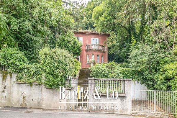 photo 1 Zagreb, Mlinarska, beautiful villa for renovation on a plot of land of 1,730 m2