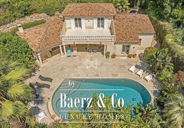 photo 1 High-end property in the heart of Cavalaire-sur-Mer