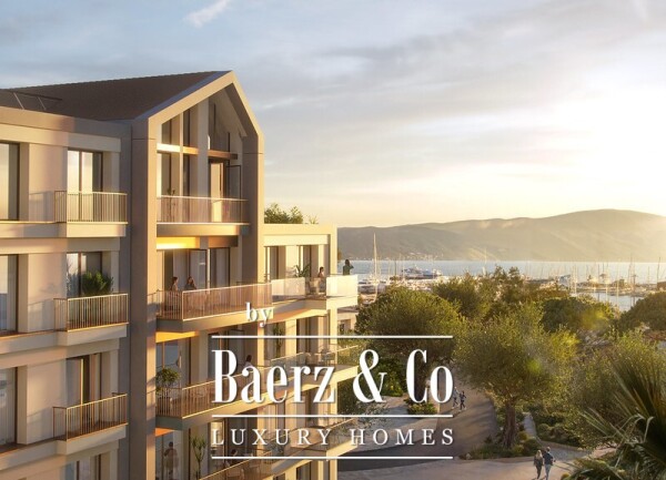 photo 6 Luxurious Apartment with a Sea View in a New Project in Tivat