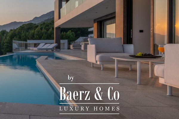 photo 4 Baška Voda, Luxury Villa with Stunning Views