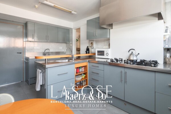 photo 9 Barcelona, Les Tres Torres