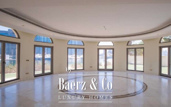 photo 10 Prestigious 5BR Villa on Palm Jumeirah | Garden Homes Collection