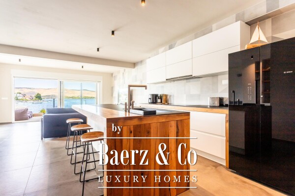 photo 7 Žaborić, beautiful three-bedroom apartment right on the beach, Net Usable Area 121.99 m²