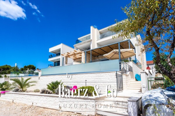 photo 24 Žaborić, beautiful three-bedroom apartment right on the beach, Net Usable Area 121.99 m²