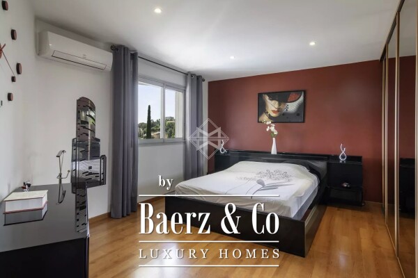 photo 8 Modern villa with dominant view