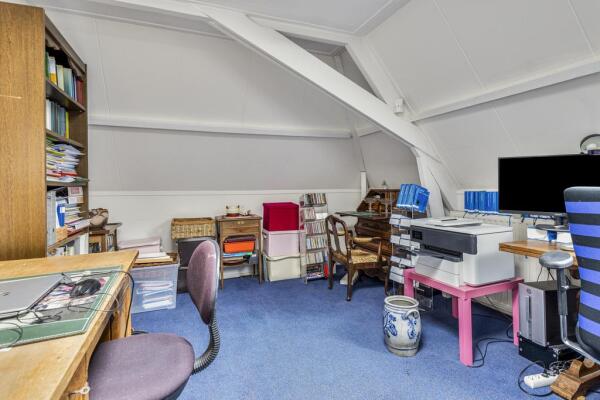 photo 27 Rijnsburgerweg 118