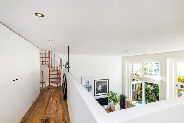 photo 59 Hilleniussingel 25