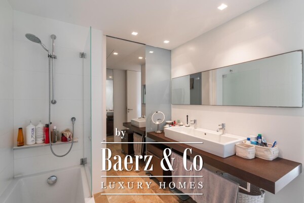 photo 9 Modern Penthouse with Private Pool by the Sea