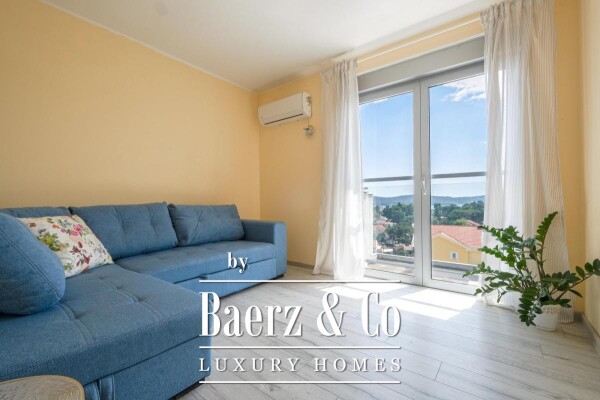 photo 16 Penthouse with a Sea View in Tivat