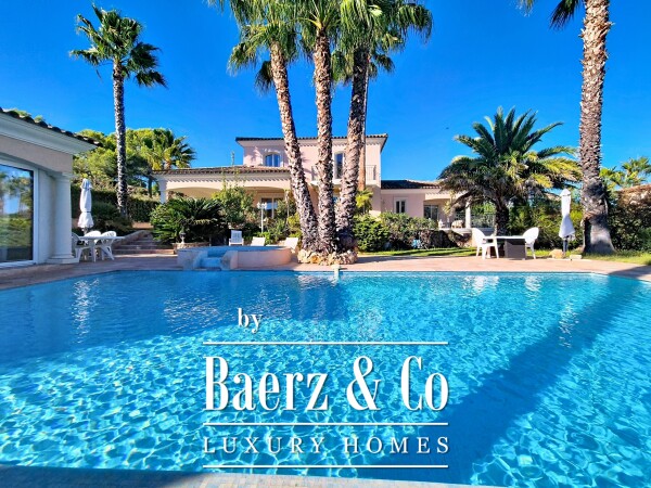 photo 8 PRESTIGIOUS VILLA IN VALESCURE