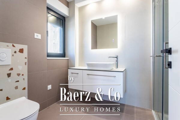 photo 18 Promajna, luxurious semi-detached house with a sea view, close to the center and the beach