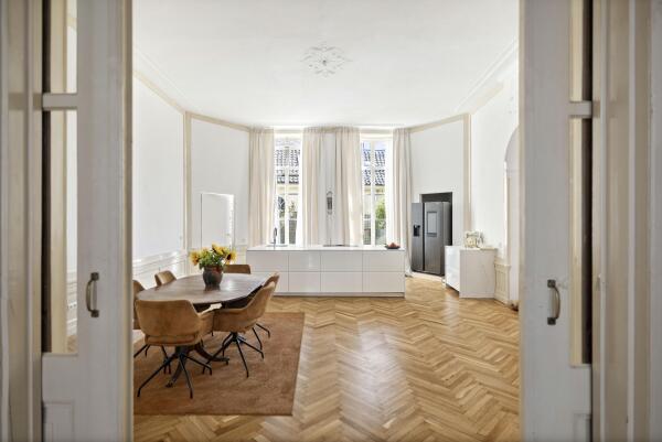 photo 15 Zaadmarkt 93