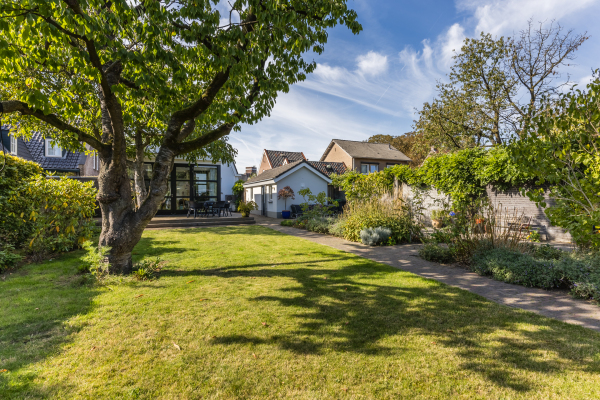 photo 39 Burgemeester Buskensstraat 14