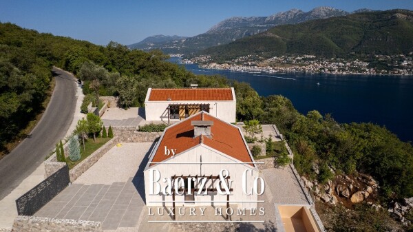 photo 6 Villa in Herceg Novi Municipality with a Panoramic Sea View